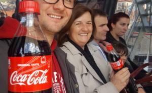 Foto: Coca-Cola / Svjetski poznati brend s građanima proslavio otvaranje žičare i Dan Sarajeva