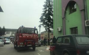 Foto: NKP.ba / Incident u zgradi Općine Kalesija