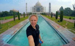 Foto: Privatni album / Nermin kod Taj Mahala