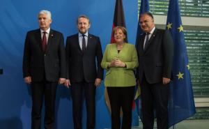 Foto: Predsjedništvo BiH / Merkel sa Čovićem, Ivanićem i Izetbegovićem u Berlinu