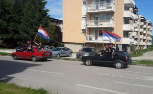 Foto: Bljesak.info / Neobična maturska proslava u Drvaru