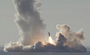 FOTO: Screenshot / Impresivno ispaljivanje ruskih nuklearnih projektila iz strateške podmornice