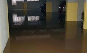 Foto: Čitateljica  / Poplavljene garaže u Nahorevskoj 
