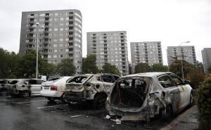 Foto: AA / Zapaljeni automobili u Švedskoj