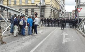 FOTO: Radiosarajevo.ba / Borci i policija sukobili se u centru grada