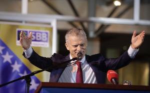 Foto: SBB BiH / Savez za bolju budućnost danas je nastavio s predstavljanjem kandidata za sve nivoe vlasti u Jajcu, Donjem Vakufu i Vitezu