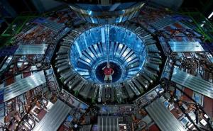 Foto: Huanqiu / Sudarač čestica CERN