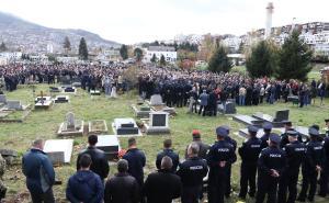 Foto: Dženan Kriještorac / Radiosarajevo.ba / Sa sahrane Davora Vujinovića na groblju Sveti Josip u Sarajevu