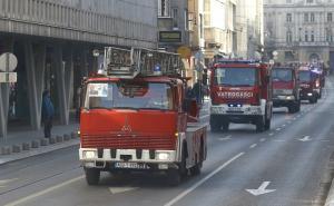 Foto: Dženan Kriještorac / Defile vatrogasaca kroz Sarajevo