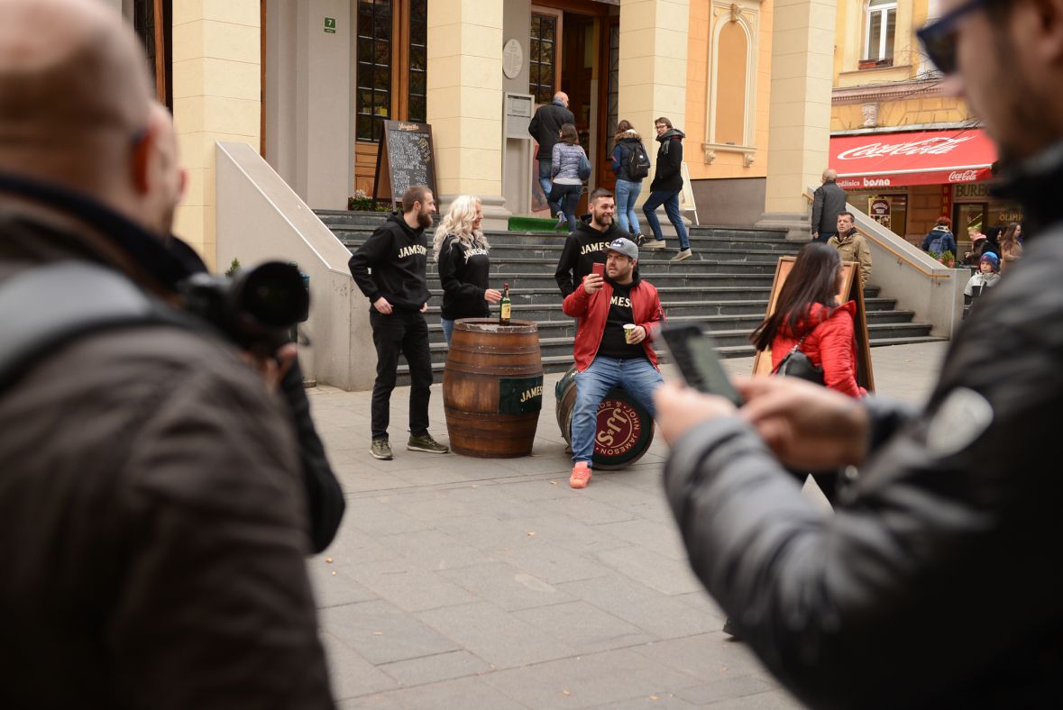 Foto: VIA Media/Jameson bačve iznenadile građane Sarajeva