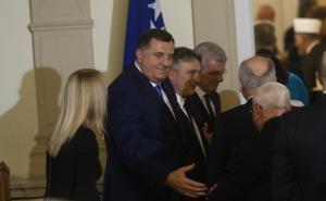 Foto: Dženan Kriještorac / Radiosarajevo.ba / Milorad Dodik prima čestitke u Predsjedništvu BiH
