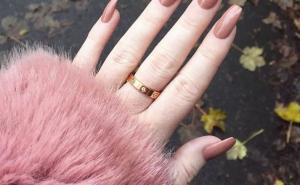 Instagram / Amelia Perrin često je dobivala upite na Instagramu „Kako uspijeva uvijek imati tako lijepe nokte?“
