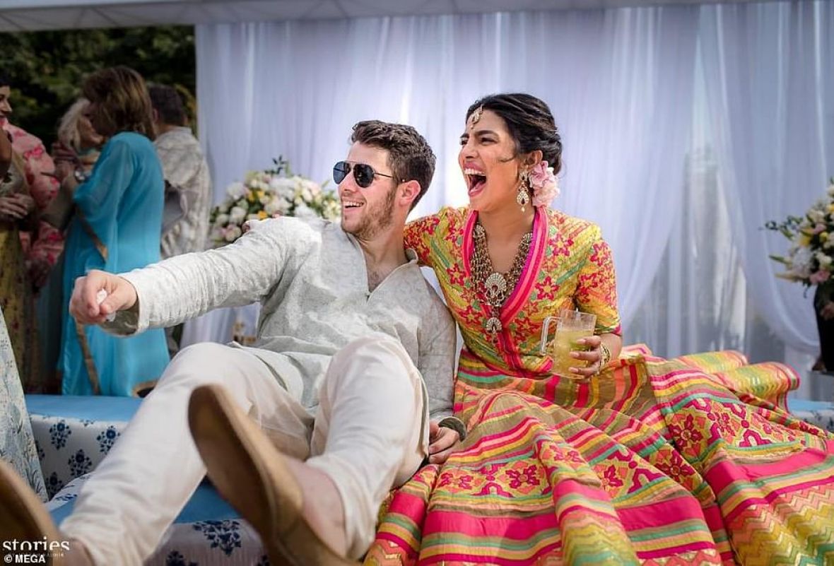 Foto: Daily Mail/Nick Jonas i Priyanka Chopra u Indiji