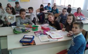 Foto: Facebook / Alma Hajrić je išla u četvrti razred OŠ "Safvet-beg Bašagić" u Novom Travniku