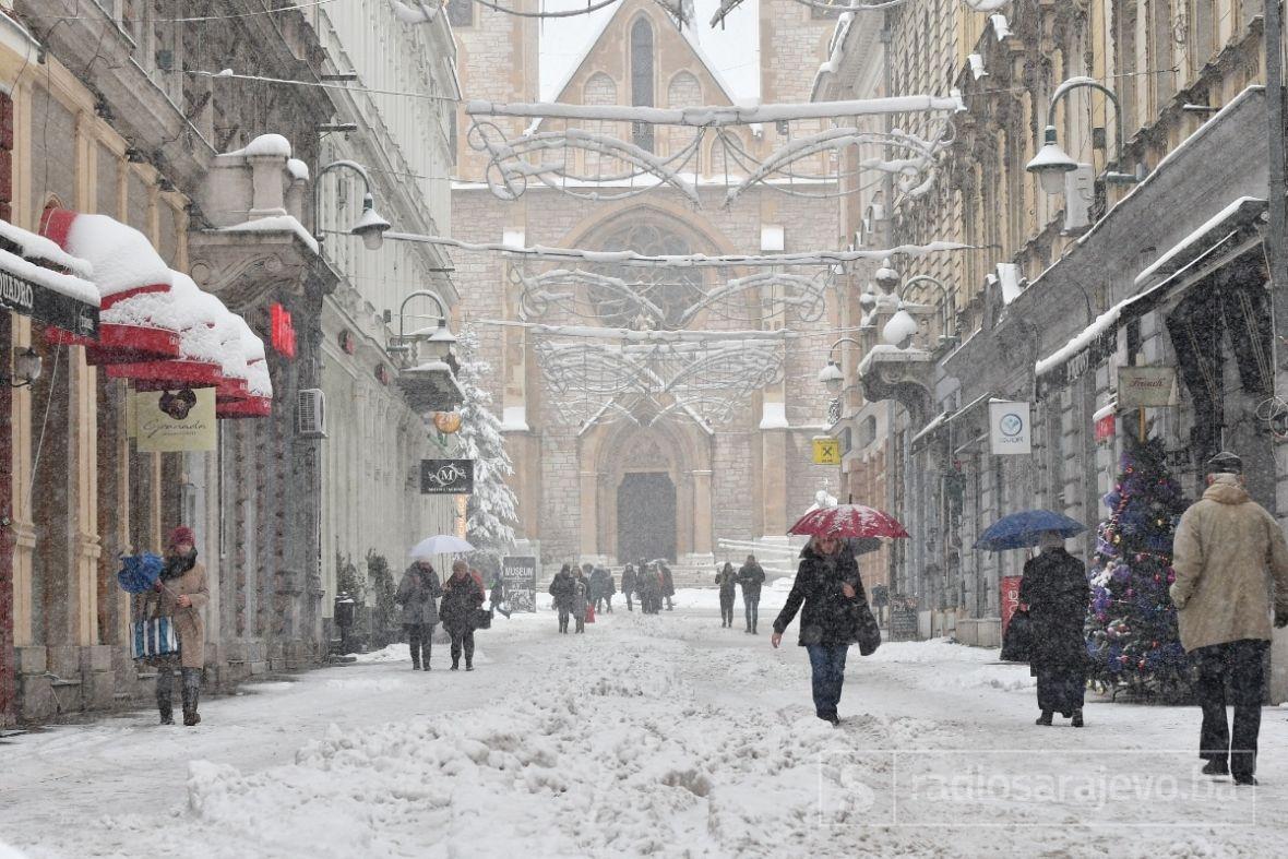 Foto: Nedim Grabovica / Radiosarajevo.ba/Snijeg u Sarajevu