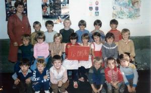 Foto: Birmingham Live / Mirsad Solaković (drugi s lijeva u gornjem redu u bijelom džemepuru) u prvom razredu 1986. godine
