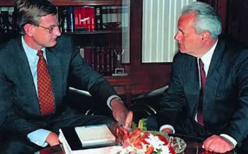 Carl Bildt i Slobodan Milošević