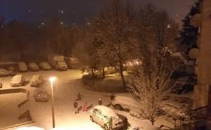 Foto: Radiosarajevo.ba / Prvi snijeg ove zime iznenadio Širokobriježane: Pogledajte snježnu idilu u Hercegovini