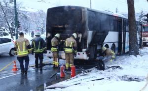 Foto: Dženan Kriještorac / Radiosarajevo.ba / Zapalio se autobus u centru Sarajeva