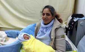 Foto: Save The Children / Nova beba donijela radost u izbjeglički kamp u Bihaću