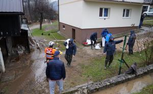 Foto: FUCZ / Pazarić: Lokalnom stanovništvu u borbi protiv poplava pomaže FUCZ