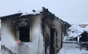 Foto: RSE / Pet sestara je spavalo kada je požar brzo progutao njihovu malu kuću