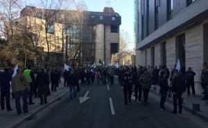 Foto: Radiosarajevo.ba / Borci ispred Parlamenta FBiH