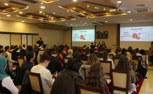 FOTO: Facebook / U Mostaru predstavljena vizija za budućnost mladih u BiH