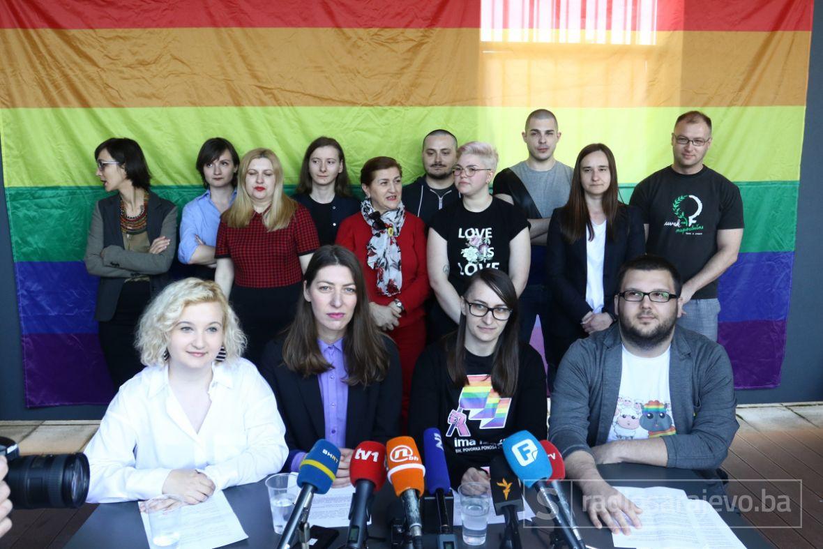 međurasno druženje u savannah ga