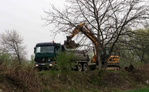 Foto: Općina Novi Grad / Čišćenje korita rijeke Miljacke u Bačićima