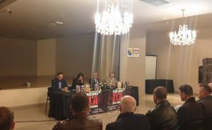 Foto: INS /  U Bugojnu održana promocija knjige "Svjedoci zla"