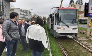 Foto: Dženan Kriještorac / Radiosarajevo.ba / Kratkotrajno bio prekinut tramvajski saobraćaj, putnici evakuisani