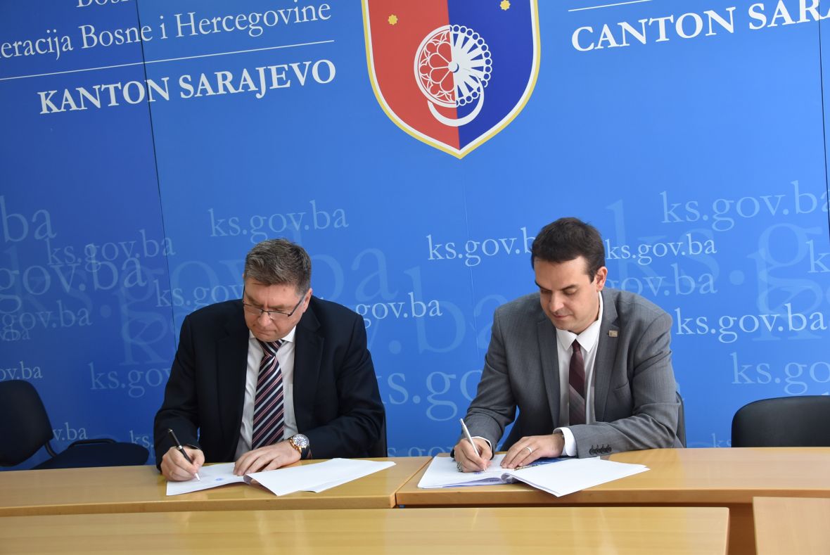 Foto: Vlada KS/Potpisan sporazum o sponzorstvu Sarajevo business foruma