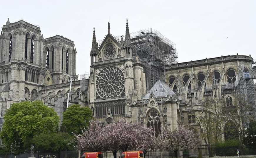 Dan poslije požara u katedrali Notre Dame u Parizu