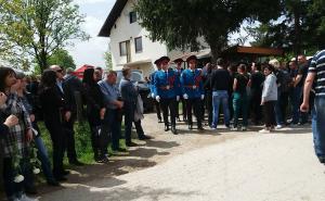 RAS Srbija / Hrabri policajac Slađenko Tubin sahranjen uz počasnu paljbu