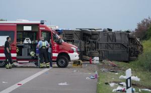 Foto: EPA-EFE / Autobuska nesreća blizu Leipziga na istoku Njemačke