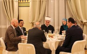 Foto: MINA / Reis organizirao iftar za ambasadore