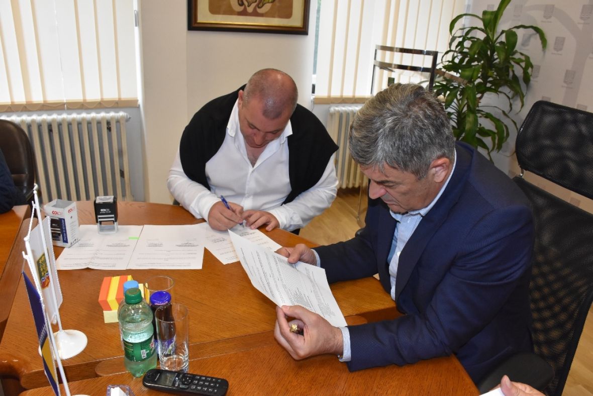 Foto: Općina Centar/Potpisani ugovori za finansiranje projekata za devet boračkih organizacija