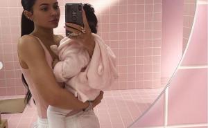 Foto: Instagram / Kylie Jenner s kćerkicom Stormi