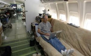Foto: Awesome Inventions / Mnoge je zbunio Boeing 727 sakriven u šumi, a razlog je nevjerovatan