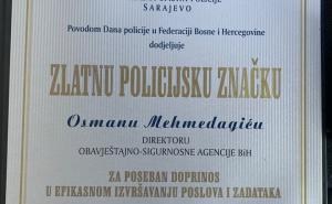 Radiosarajevo.ba / zlatna policijska značka je dodijeljena Osmanu Mehmedagiću, direktoru OSA-e BiH