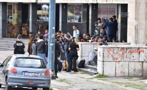 Foto: Admir Kuburović / Radiosarajevo.ba / Migranti na Željezničkoj stanici u Sarajevu