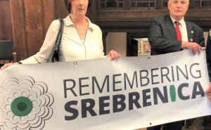 Foto: Bosnia UK Network / Grad Konventri odao počast žrtvama genocida u Srebrenici