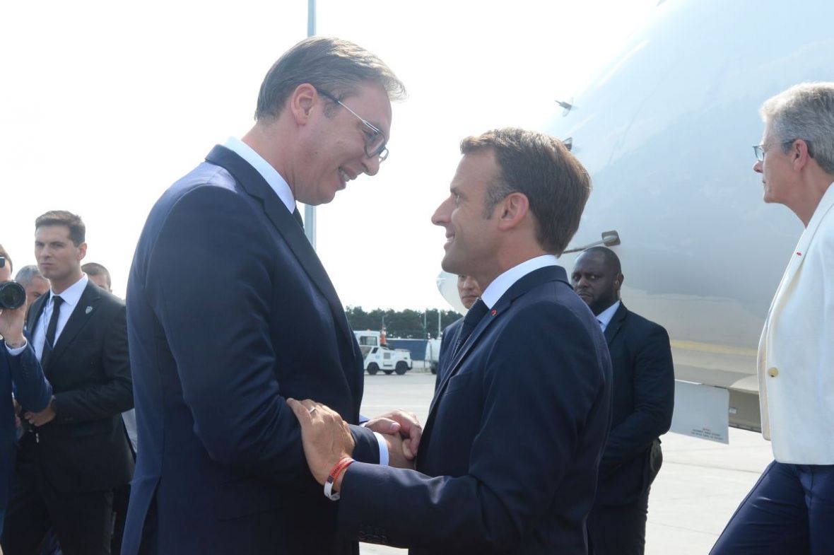 Foto: AA/Macron i VuÄiÄ