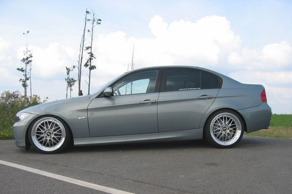 Foto: Screenshot/BMW 320D model E90 2008. godina 