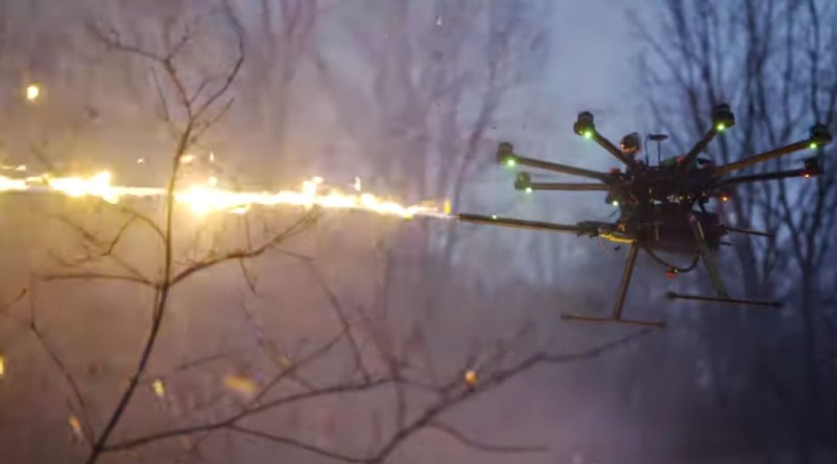 Foto: Throwflame/Dron kao bacač plamena