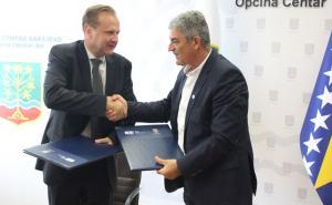 Foto: Radiosarajevo.ba / Općina Centar i BBI potpisali sporazum o beskamatnom finansiranju privrednika