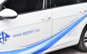 Foto: Admir Kuburović / Radiosarajevo.ba / Elektroprivreda BiH predstavila šest novih električnih automobila i punionica 