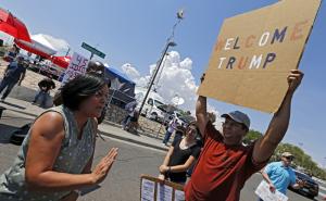Foto: EPA-EFE / Donald Trump u posjeti El Pasu