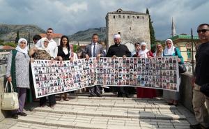 Foto: Fena  / Šetnja u znak sjećanja na žrtve genocida u Srebrenici